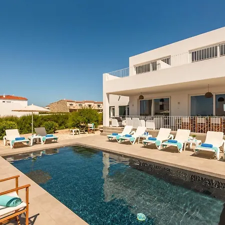Amatista 4 Bedroom Villa, Villa Cala en Forcat
